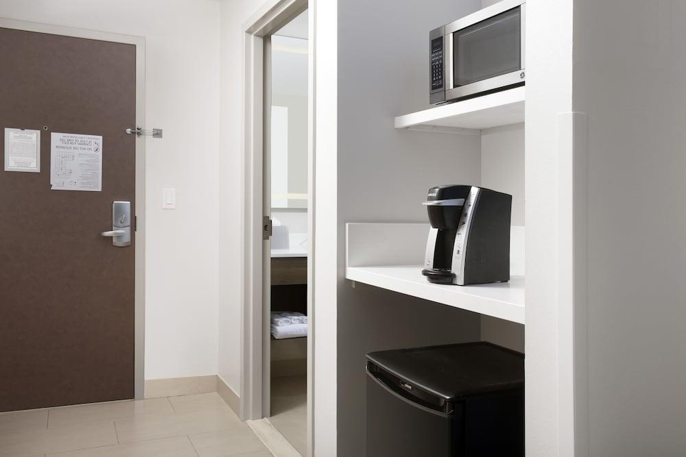 Holiday Inn Express Jacksonville Beach By Ihg Eksteriør bilde