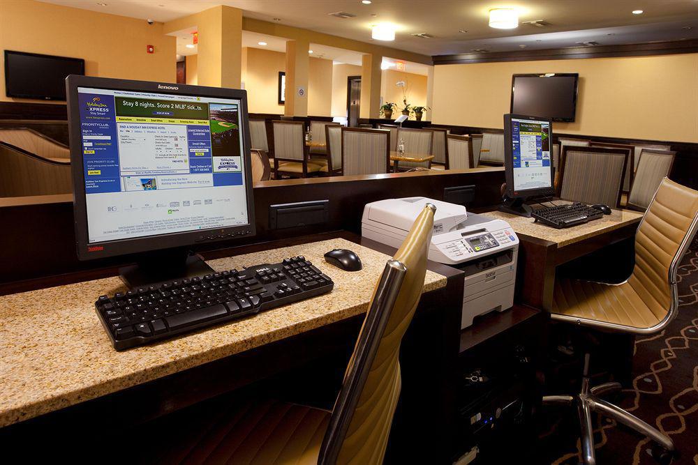 Holiday Inn Express Jacksonville Beach By Ihg Fasiliteter bilde
