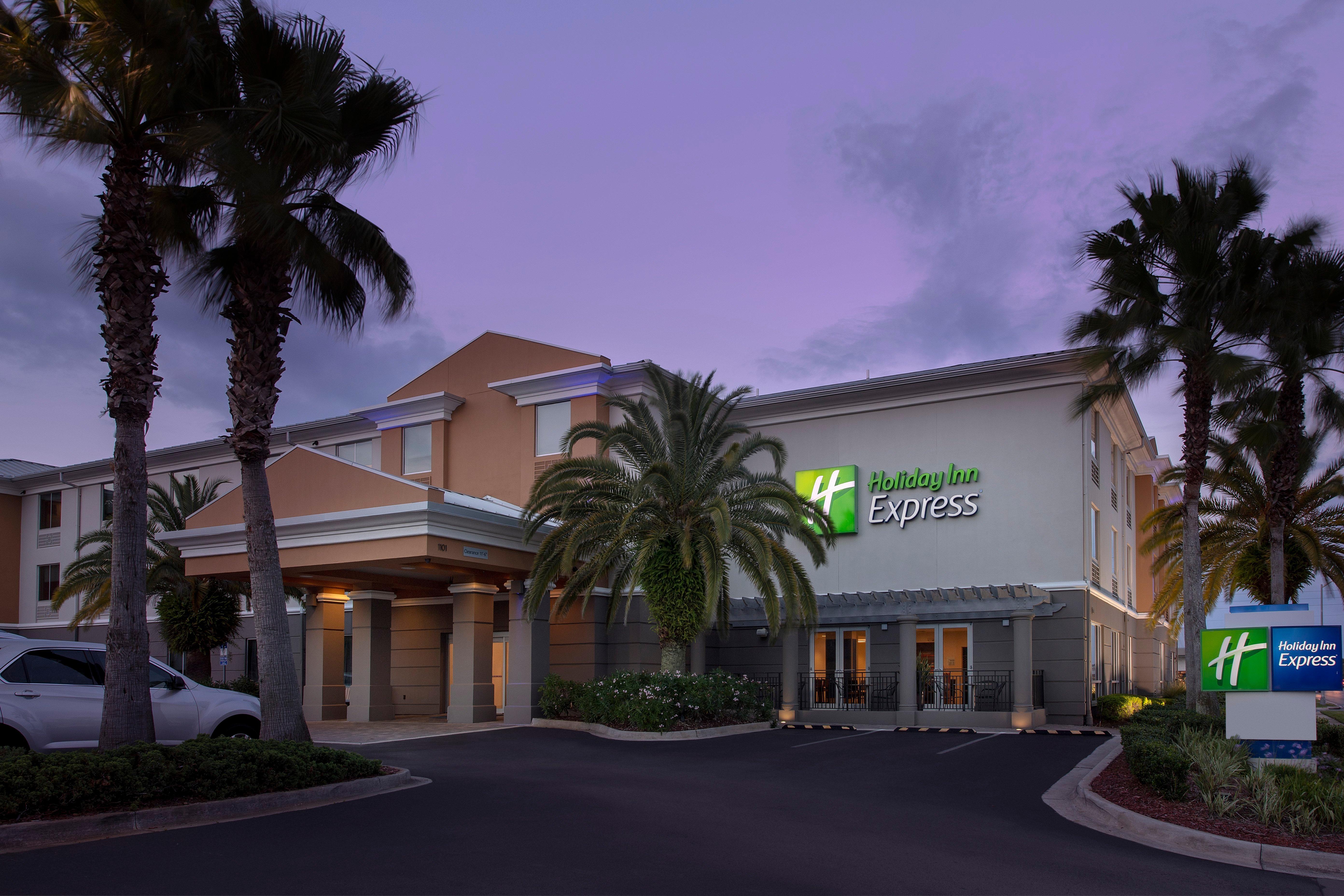 Holiday Inn Express Jacksonville Beach By Ihg Eksteriør bilde