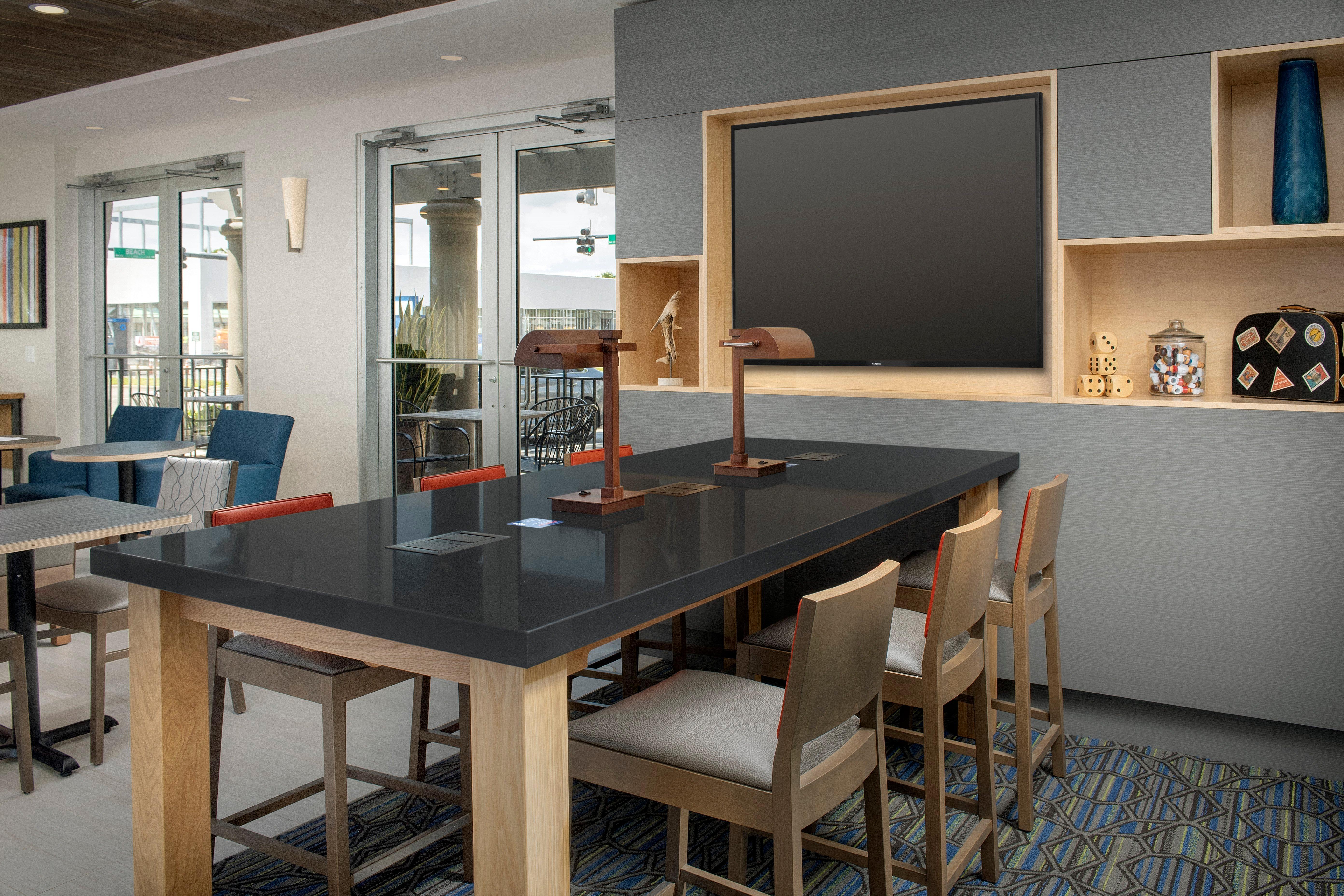 Holiday Inn Express Jacksonville Beach By Ihg Eksteriør bilde
