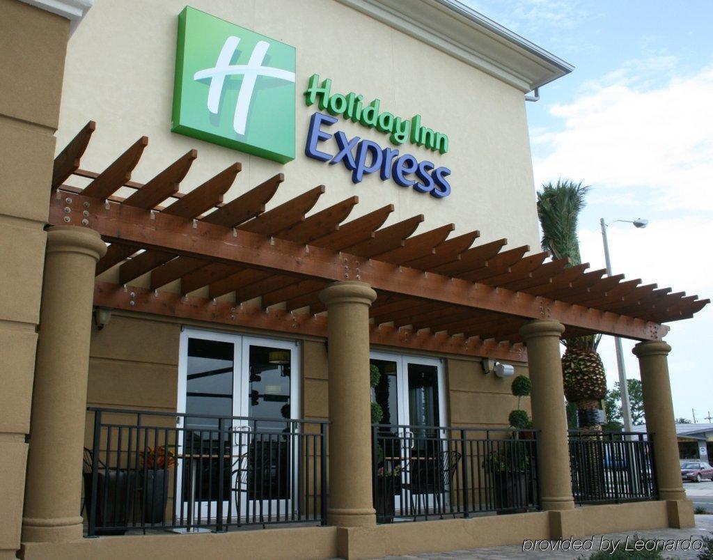 Holiday Inn Express Jacksonville Beach By Ihg Eksteriør bilde