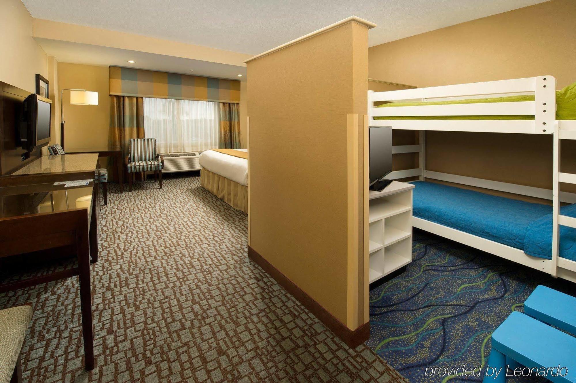 Holiday Inn Express Jacksonville Beach By Ihg Eksteriør bilde